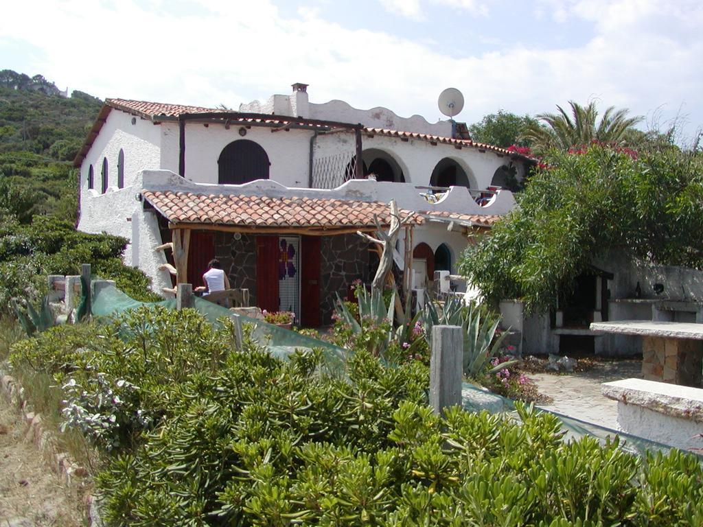 Studio Marinedda Isola Rossa Oda fotoğraf